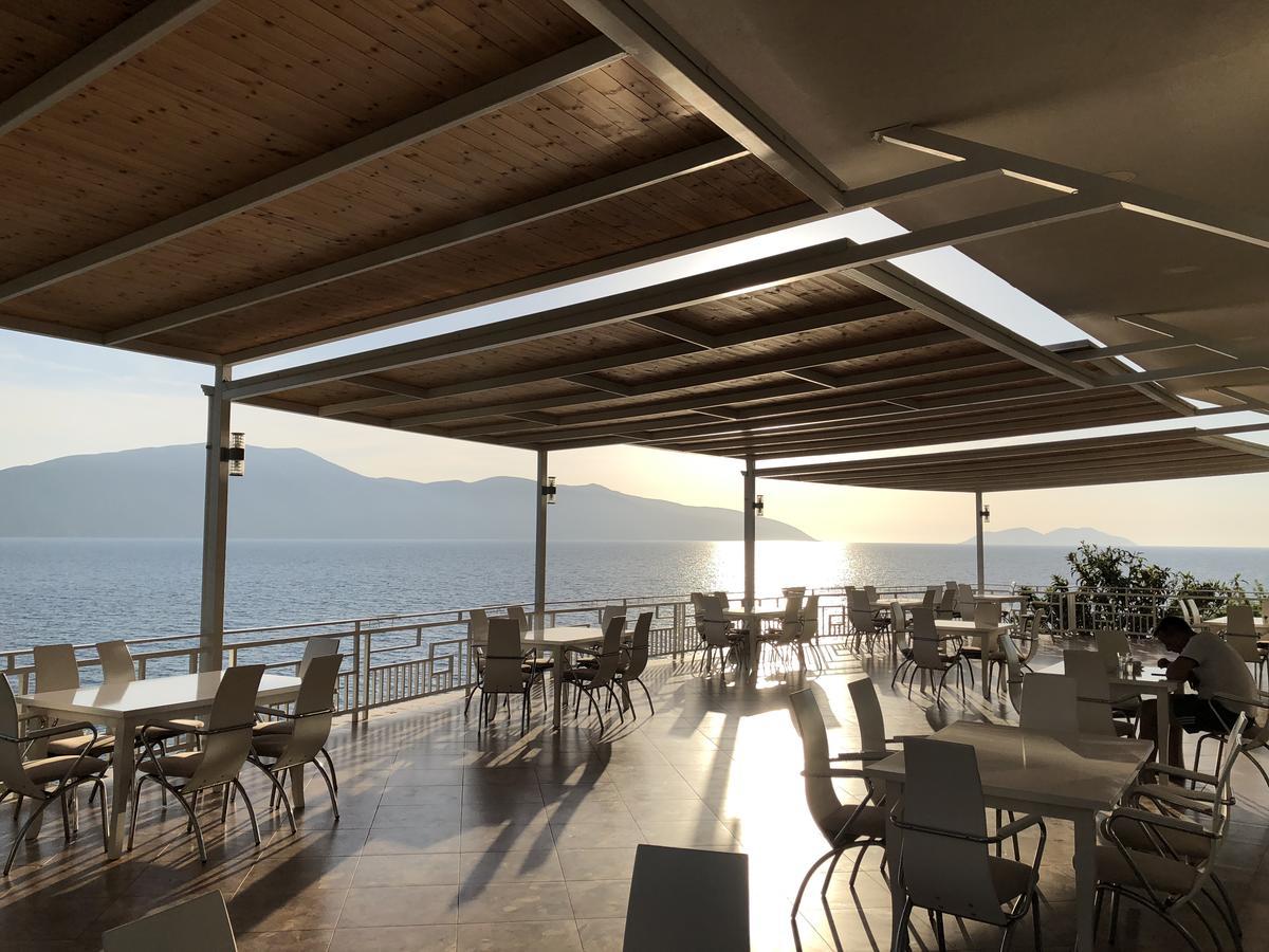 Envi Hotel Vlorë Buitenkant foto